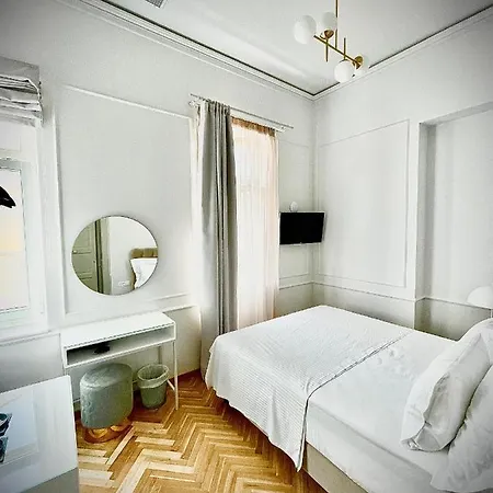 Отель Amare Boutique *