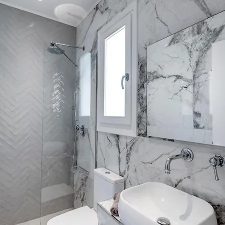 Amare Boutique * Эрмуполис