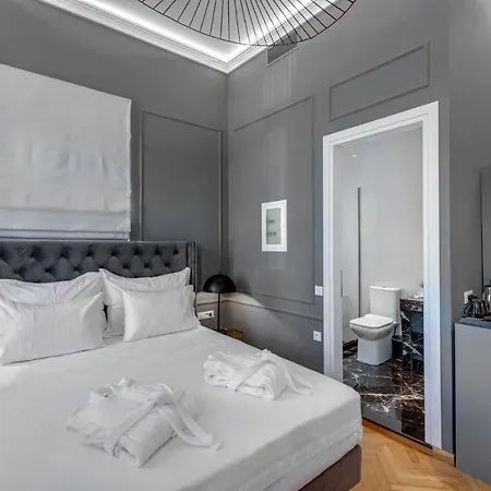 Отель Amare Boutique