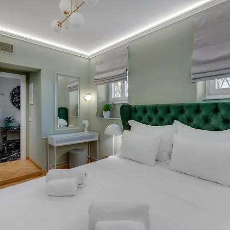 Amare Boutique Ermupoli