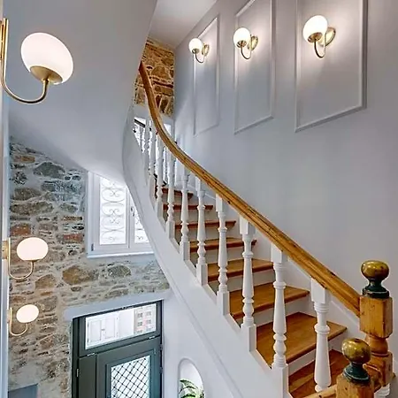 Amare Boutique Отель Эрмуполис