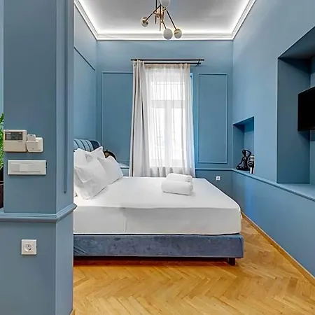 Отель Amare Boutique