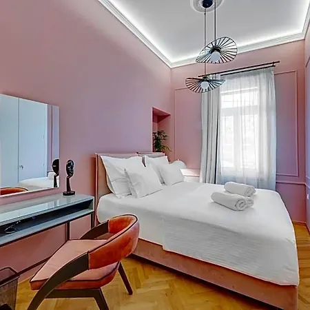 Amare Boutique * Эрмуполис